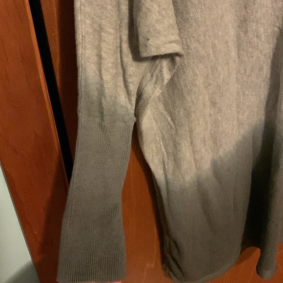 Grey tunic - Picture 3 of 6